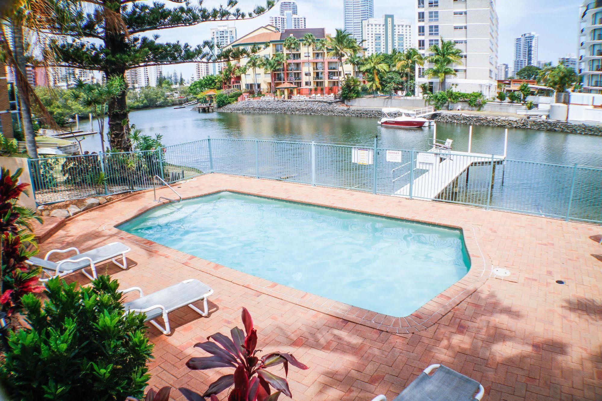 Surfers Riverside Gold Coast Buitenkant foto